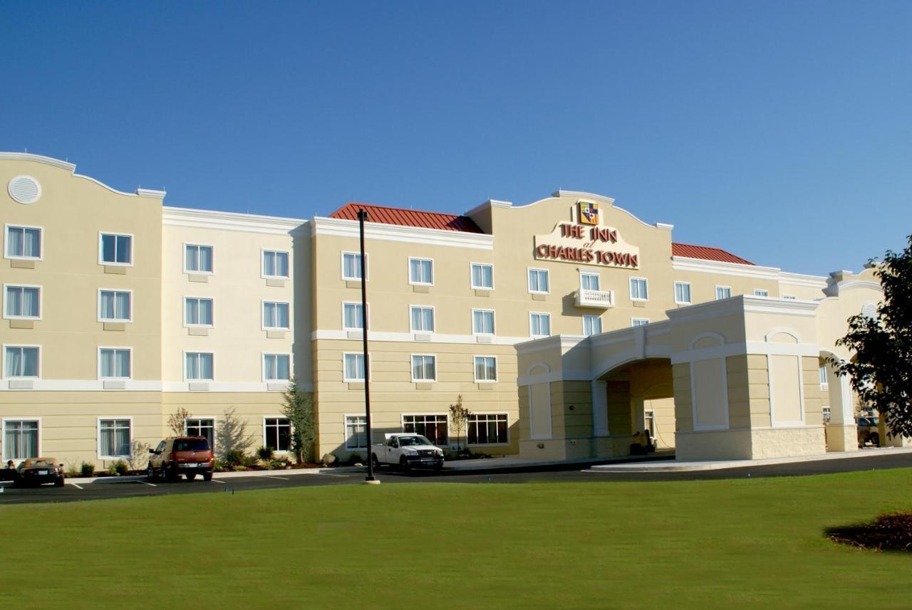 The Inn At Charles Town / Hollywood Casino Kültér fotó
