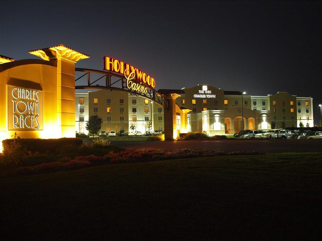 The Inn At Charles Town / Hollywood Casino Kültér fotó