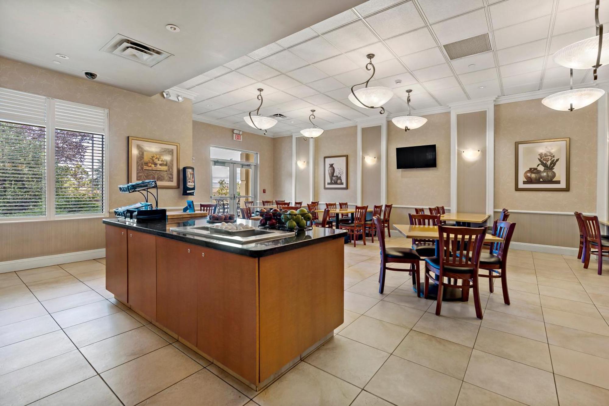 The Inn At Charles Town / Hollywood Casino Kültér fotó
